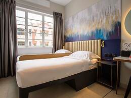 Ibis Budget Singapore Gold