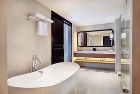 Grand Mercure Bali Seminyak