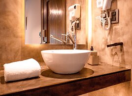 Madero Hotel & Suites