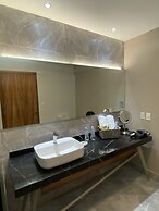 ZEGEN HOTELES