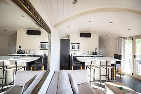 Coltsfoot Country Retreat