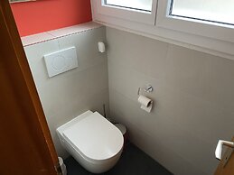 Spring Inn Apartments