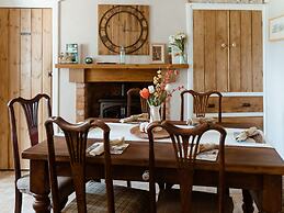 Compass Cottage