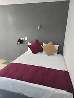 Hotel Nayar