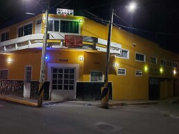 Hotel Nayar