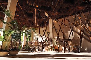 Naya Bacalar Hotel - Adults Only