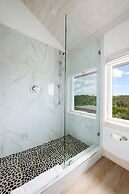 See Sea 2 Bedroom Home