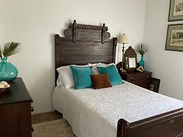 Blue Love Point 5 Bedroom Home