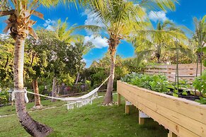 Bahama Mama 5 Bedroom Home