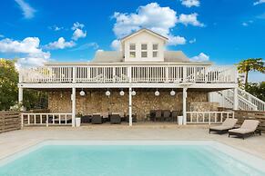 Bahama Mama 5 Bedroom Home