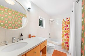 Bahama Mama 5 Bedroom Home