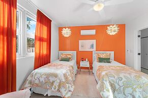 Bahama Mama 5 Bedroom Home