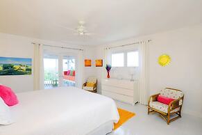 Bahama Mama 5 Bedroom Home