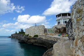 Neptune Cove 5 Bedroom Home