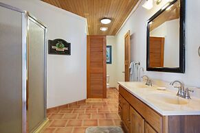 Neptune Cove 5 Bedroom Home