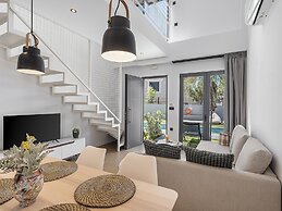 NEK Suites - Adults Only