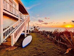 Blue Love Point 3br 3 Bedroom Home