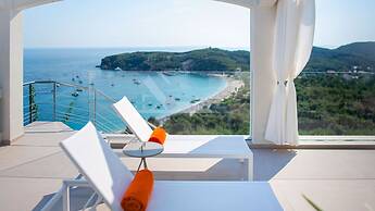 LIVINGHOME SUITES