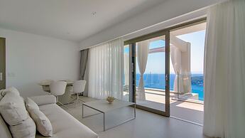 LIVINGHOME SUITES