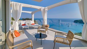LIVINGHOME SUITES