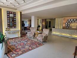 Shelton Suites Bhurban
