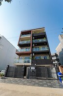 Lime Tree 2 Bhk Apartment Golf Course