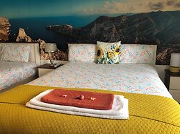B&B and Self Catering Mon Petit Cottage