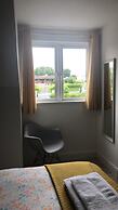 B&B and Self Catering Mon Petit Cottage