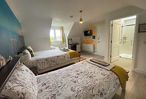B&B and Self Catering Mon Petit Cottage