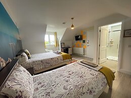 B&B and Self Catering Mon Petit Cottage