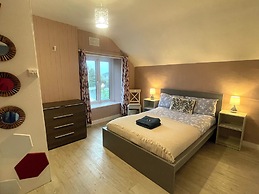 B&B and Self Catering Mon Petit Cottage