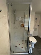 B&B and Self Catering Mon Petit Cottage