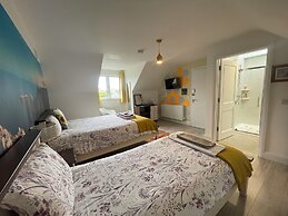B&B and Self Catering Mon Petit Cottage