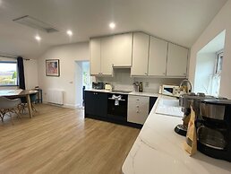 B&B and Self Catering Mon Petit Cottage