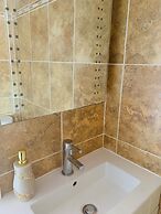Elegant 3BD Edwardian Home Warminster