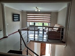 Hotel Diyor