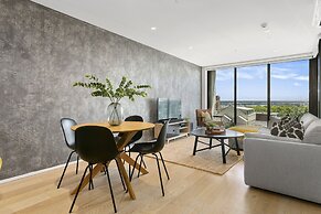 Laid back living with city views