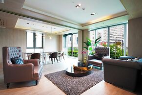 The Rich Residences Sukhumvit Nana