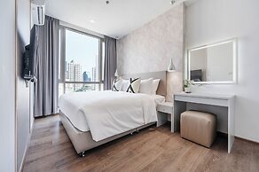 The Rich Residences Sukhumvit Nana