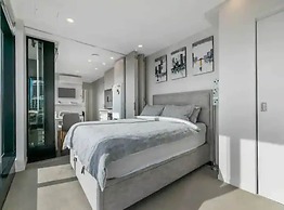 Sun Kissed Apartment With Panoramic Views