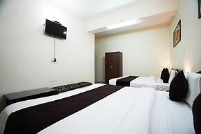 Hotel Lotus Inn
