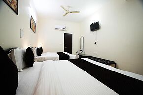 Hotel Lotus Inn