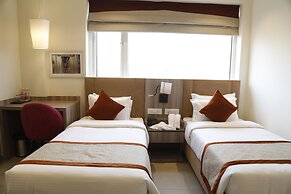 HOTEL THE ROYAL VISTA