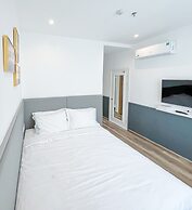 MARINA SEASIDE BOUTIQUE HOTEL