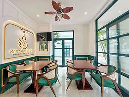 MARINA SEASIDE BOUTIQUE HOTEL