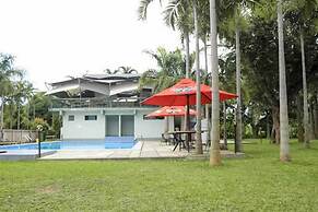 KWETU RESORT