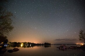 Lakepoint Cottage Resort