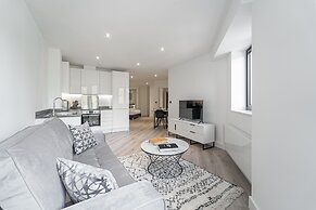 Seven Living Solihull - Broadoaks Studio