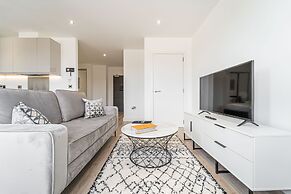 Seven Living Solihull - Broadoaks Studio