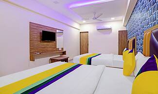 Itsy Hotels Rk Palace